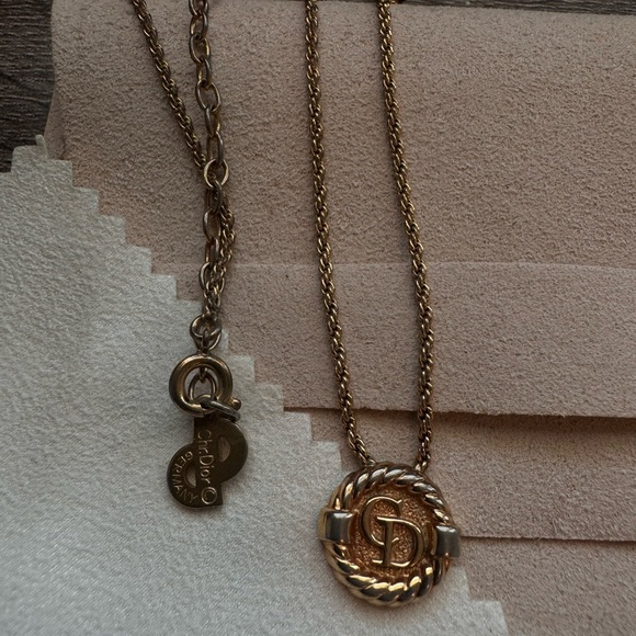 Vintage Christian Dior Pendent necklace - Picture 4 of 10